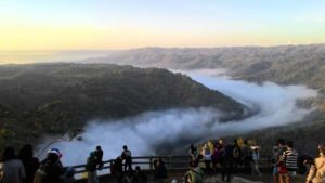 sunrise wisata kebun buah mangunan