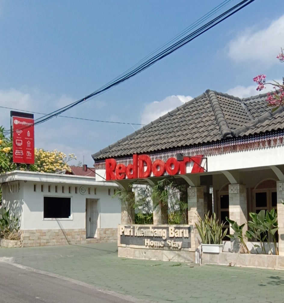 sewa motor jogja dekat Reddorz Puri Kembang Baru Homestay